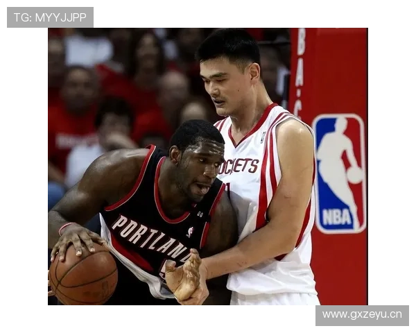 奥拉朱旺低位脚步主导 对抗奥尼尔改变得分结构